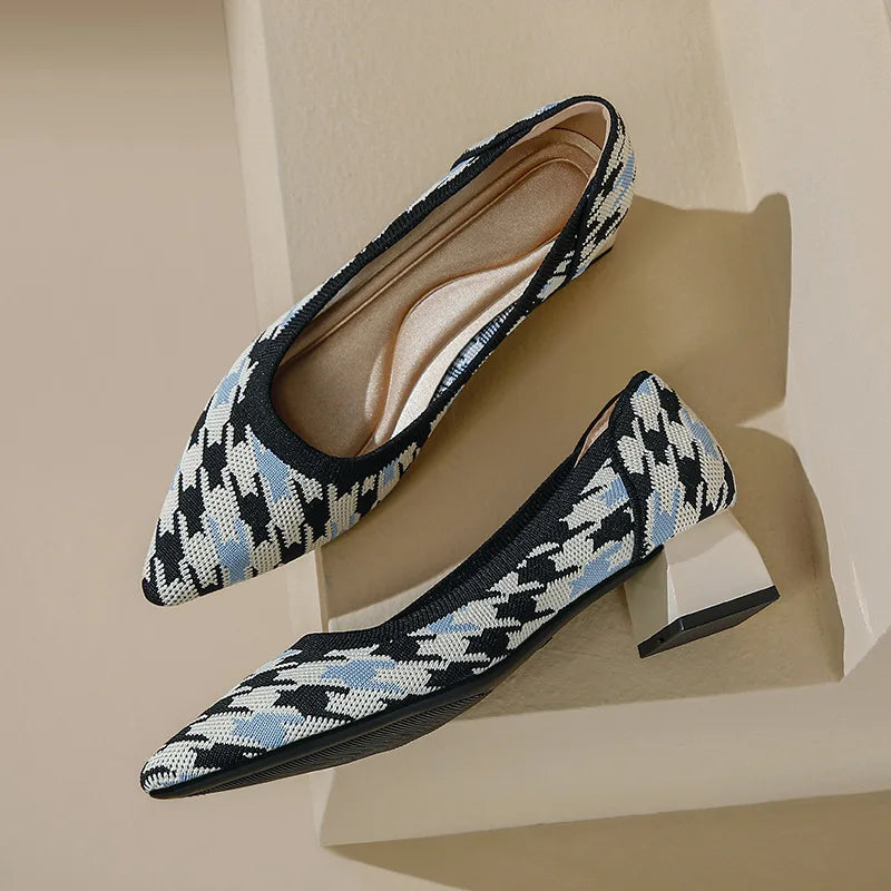 Scarpin Salto Bloco Confortável em Malha Tricô - Lais