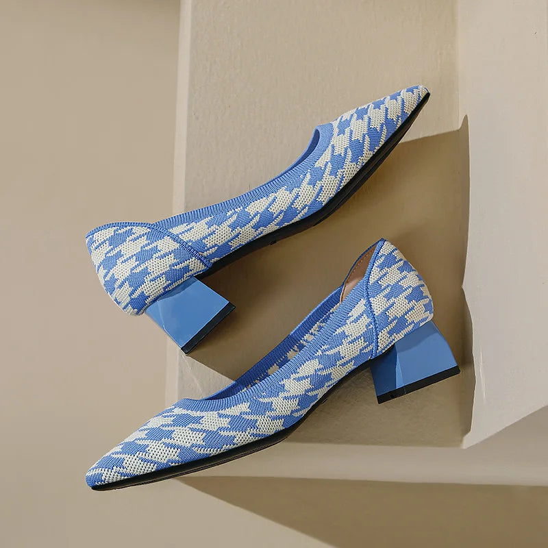 Scarpin Salto Bloco Confortável em Malha Tricô - Lais