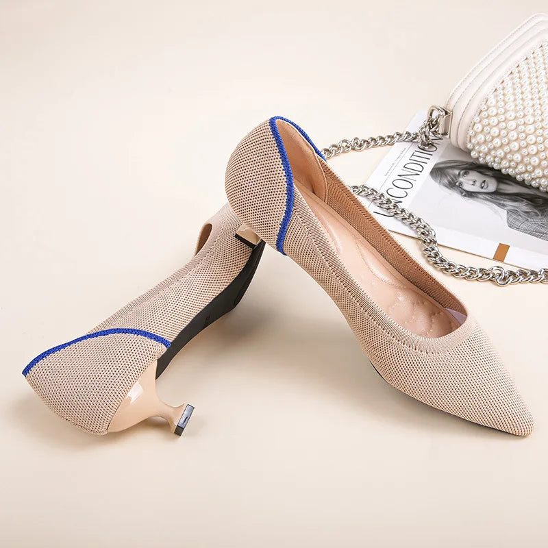 Scarpin Salto Kitten Confortável em Malha Tricô - Stella