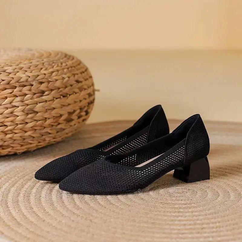 Scarpin Salto Bloco Confortável Malha Tricô - Judith