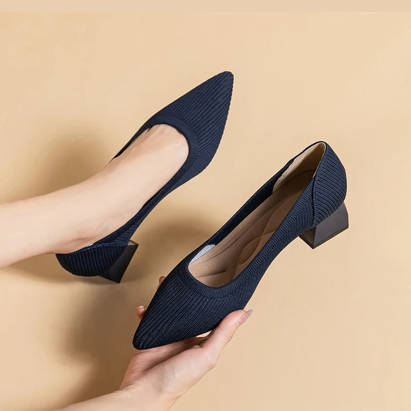 Scarpin Salto Bloco Confortável em Malha Tricô - Agnes