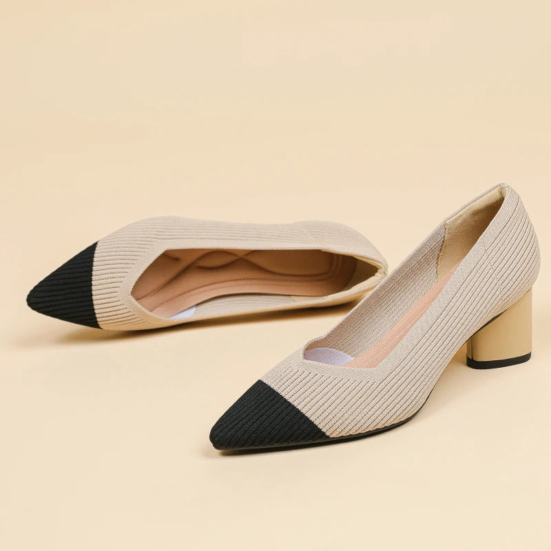 Scarpin Salto Bloco Confortável em Malha Tricô - Hazel