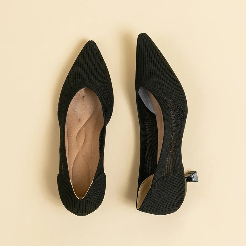 Scarpin Salto Kitten Confortável em Malha Tricô - Sarah