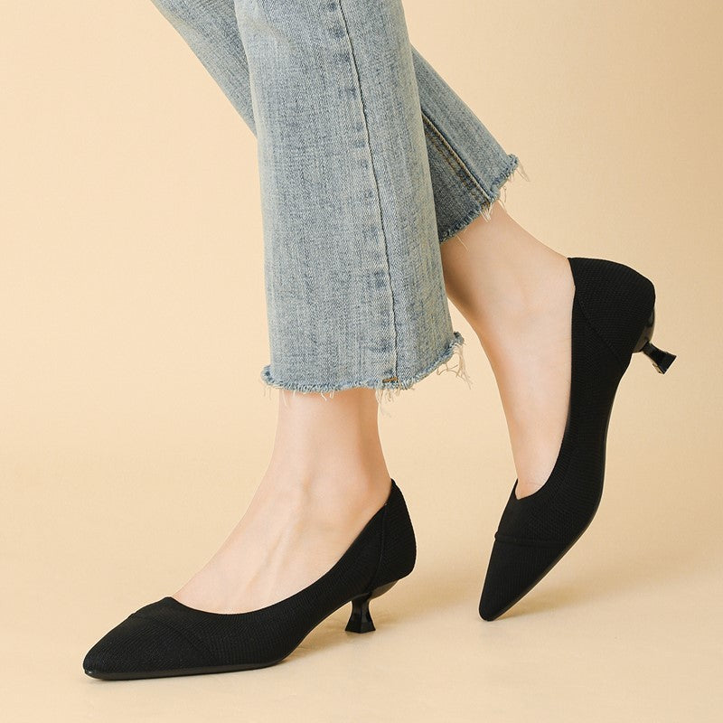 Scarpin Salto Kitten Confortável em Malha Tricô - Paola