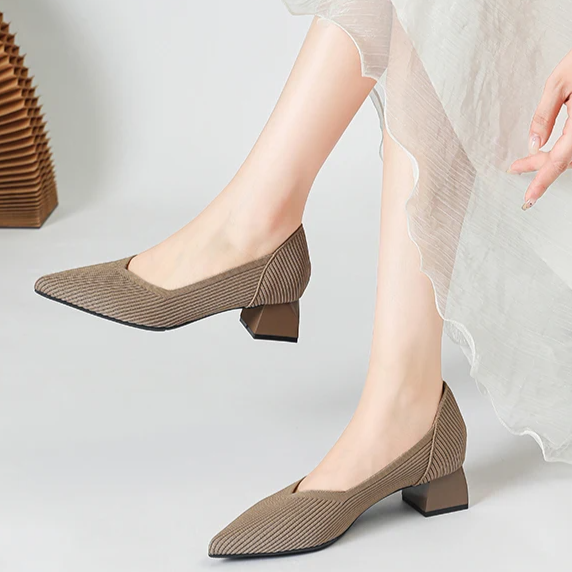 Scarpin Salto Bloco Confortável em Malha Tricô - Scarlett
