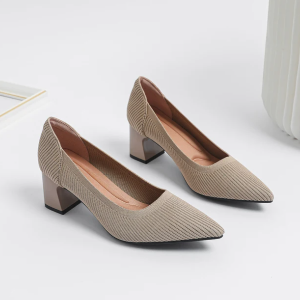 Scarpin Salto Bloco Confortável em Malha Tricô - Alice
