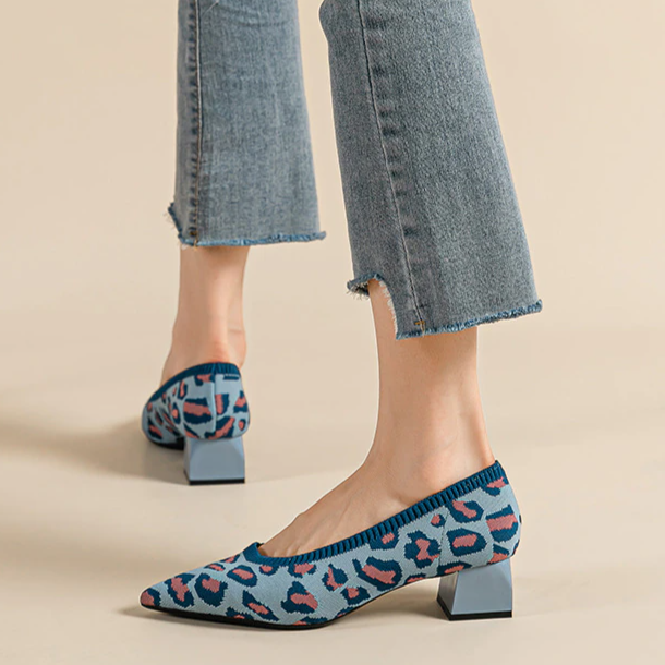 Scarpin Salto Bloco Confortável em Malha Tricô - Emma