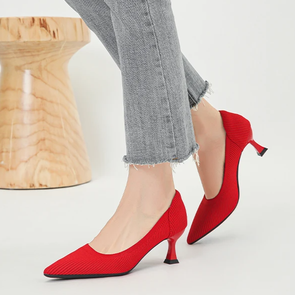 Scarpin Salto Médio Confortável em Malha Tricô - Clara