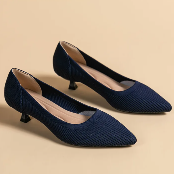 Scarpin Salto Kitten Confortável em Malha Tricô - Agnes