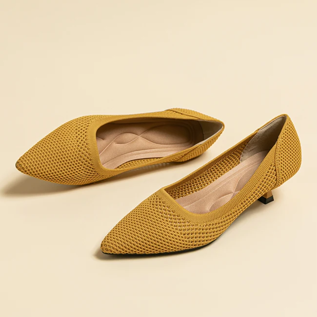 Scarpin Salto Kitten Confortável em Malha Tricô - Leandra