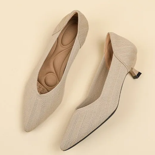 Scarpin Salto Kitten Confortável em Malha Tricô - Cynthia