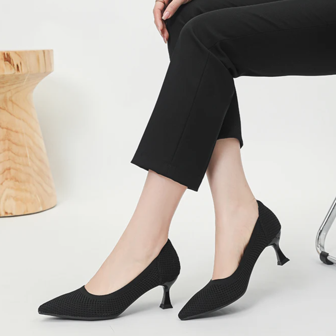 Scarpin Salto Médio Confortável em Malha Tricô - Lara