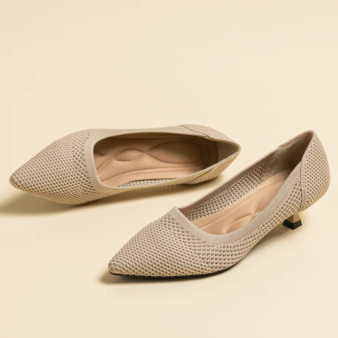 Scarpin Salto Kitten Confortável em Malha Tricô - Leandra