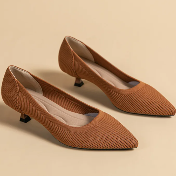 Scarpin Salto Kitten Confortável em Malha Tricô - Agnes