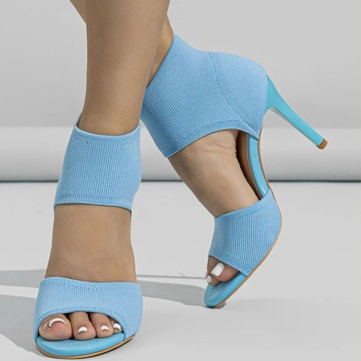 Sandália Peep Toe em Malha Tricô com Salto Fino - Isolde