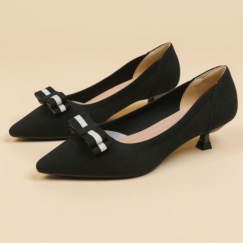 Scarpin Salto Kitten Confortável em Malha Tricô - Romana