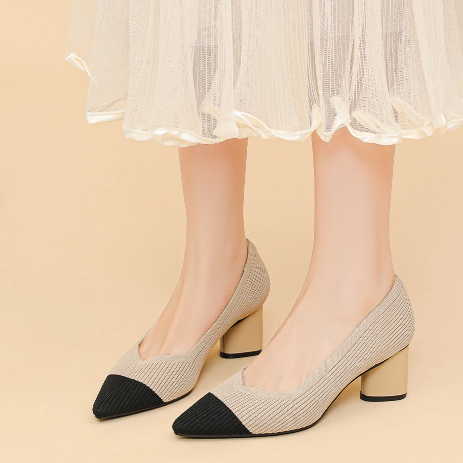 Scarpin Salto Bloco Confortável em Malha Tricô - Hazel