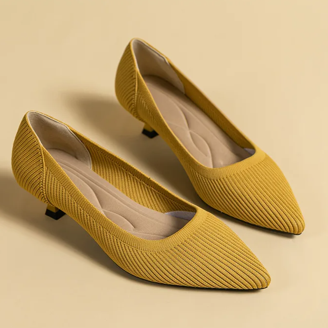 Scarpin Salto Kitten Confortável em Malha Tricô - Agnes